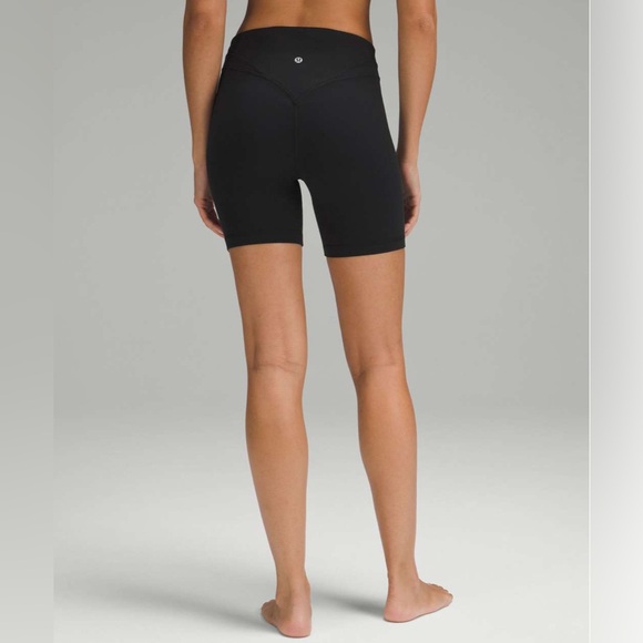 Lululemon Align Curve Seam High-Rise Short - Picture 4 of 10